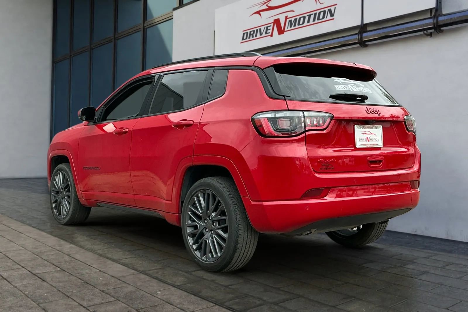 Used 2023 Jeep Compass Limited image 6