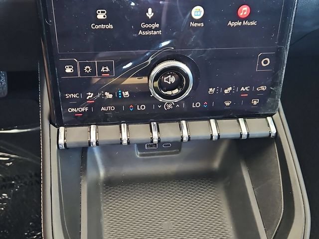 Used 2026 GMC Terrain Denali AWD/4WD image 19