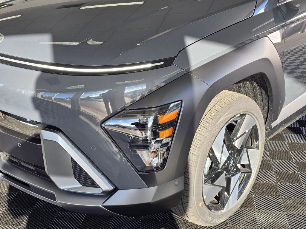 New 2026 Hyundai Kona Limited AWD/4WD image 9