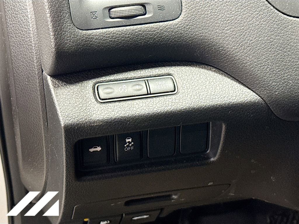 Used 2016 Nissan Altima 2.5 S w/ Power Driver Seat Package image 10