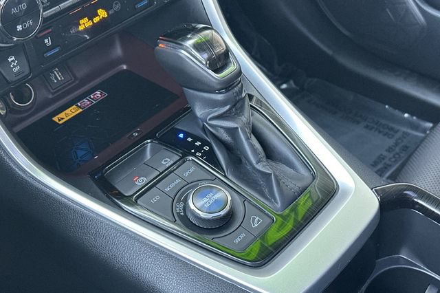 Used 2024 Toyota RAV4 Limited image 25