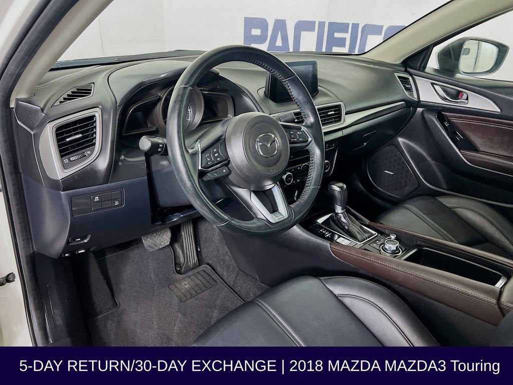 Used 2018 MAZDA MAZDA3 Touring image 11