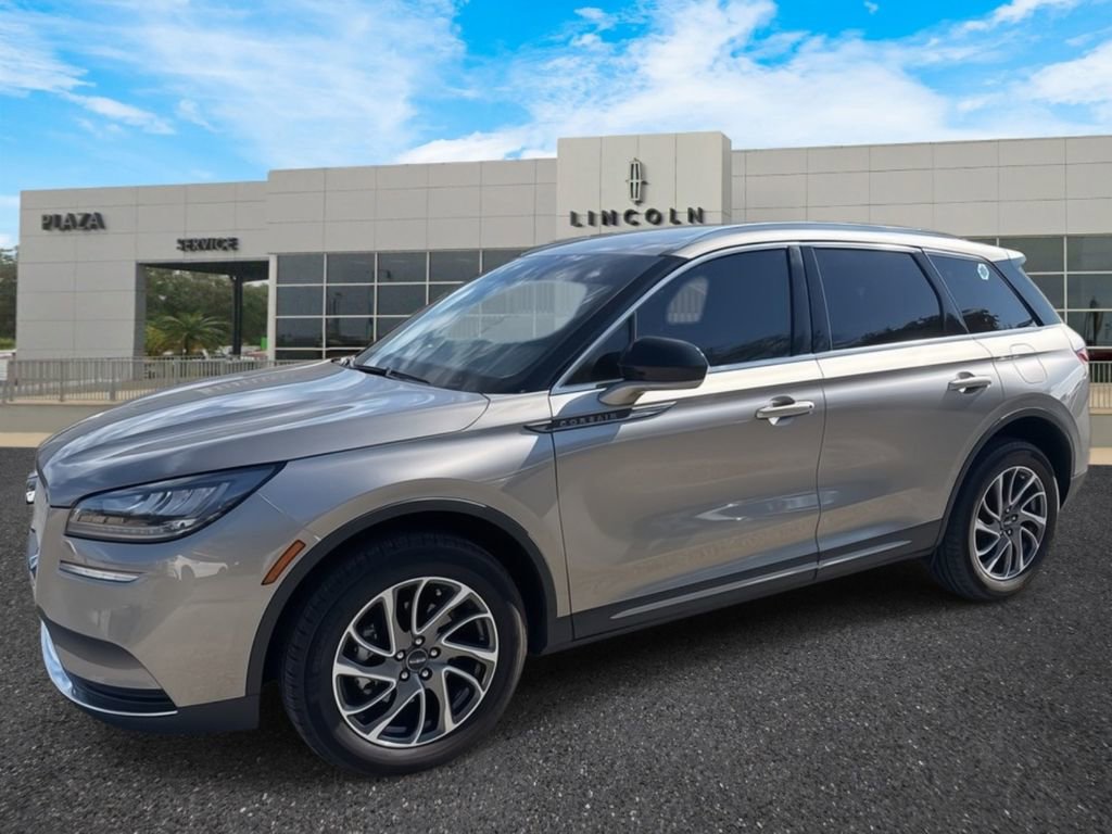 Used 2021 Lincoln Corsair Standard w/ Equipment Group 101A image 7