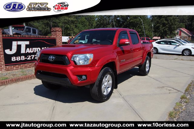 Used 2014 Toyota Tacoma PreRunner w/ TRD Sport Package RWD image 3