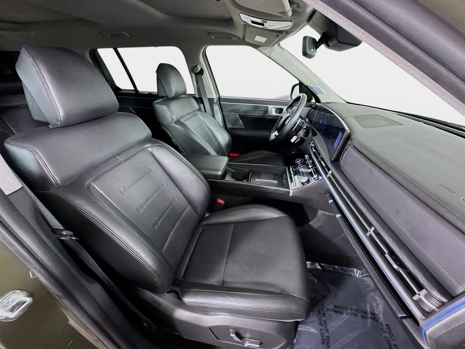 Used 2024 Hyundai Santa Fe Limited FWD image 31