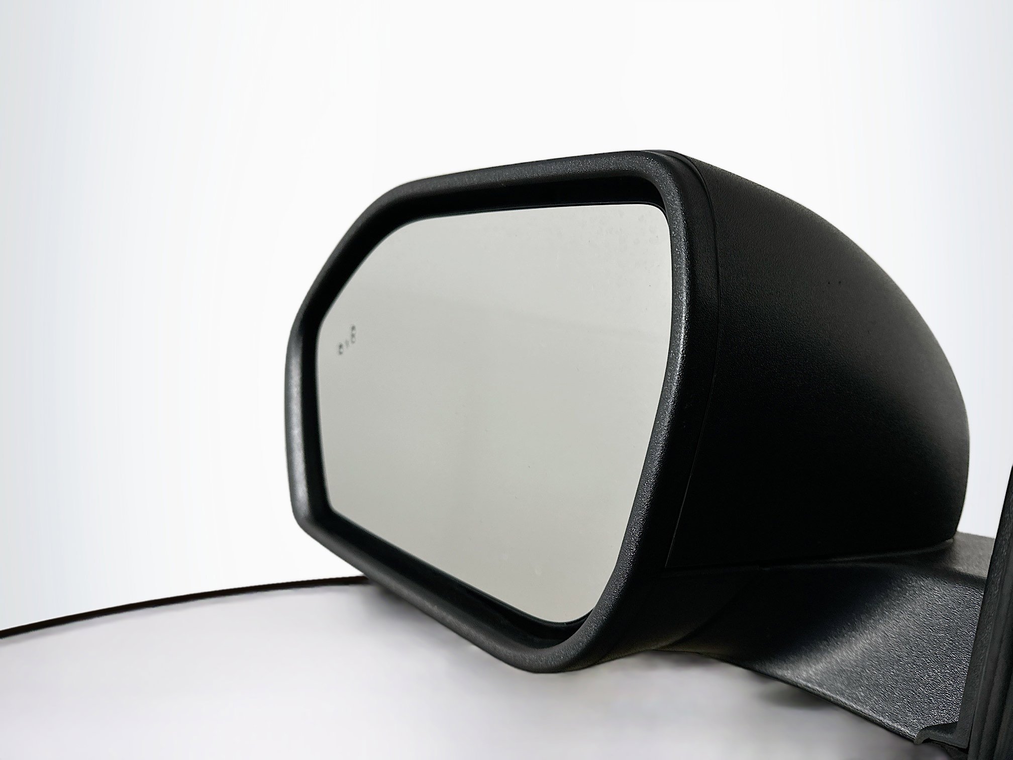 Used 2024 Ford Explorer XLT w/ Equipment Group 202A image 16