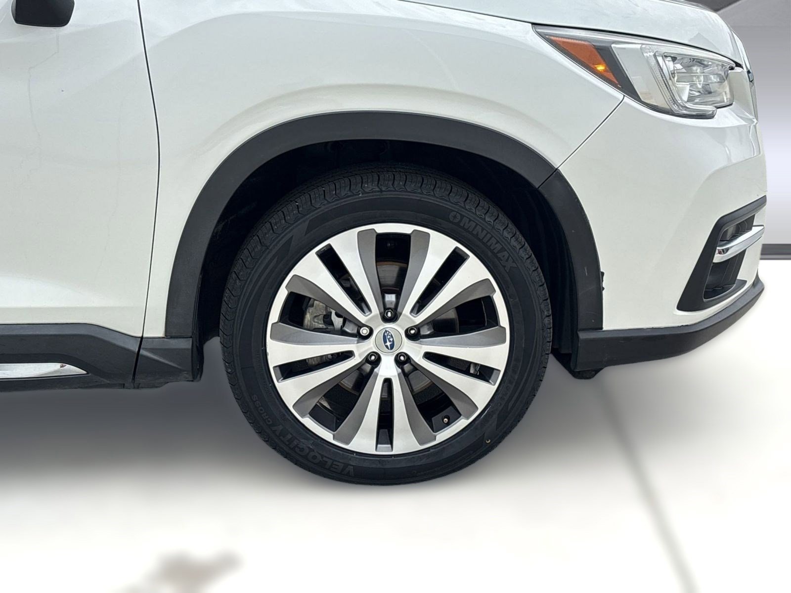 Used 2019 Subaru Ascent Touring w/ Popular Package #3 image 12