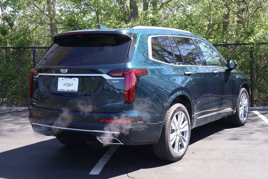 Used 2025 Cadillac XT6 Premium Luxury w/ Technology Package image 11