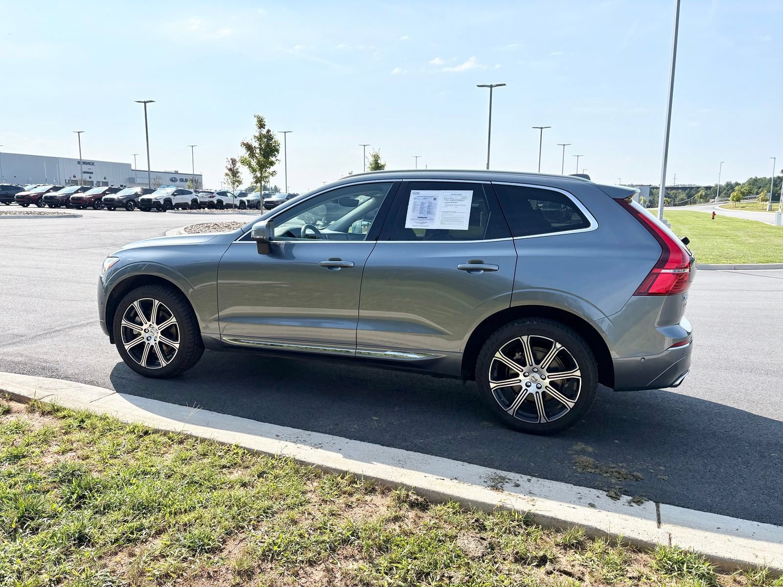 Used 2018 Volvo XC60 T6 Inscription w/ Luxury Seat Package AWD/4WD image 5