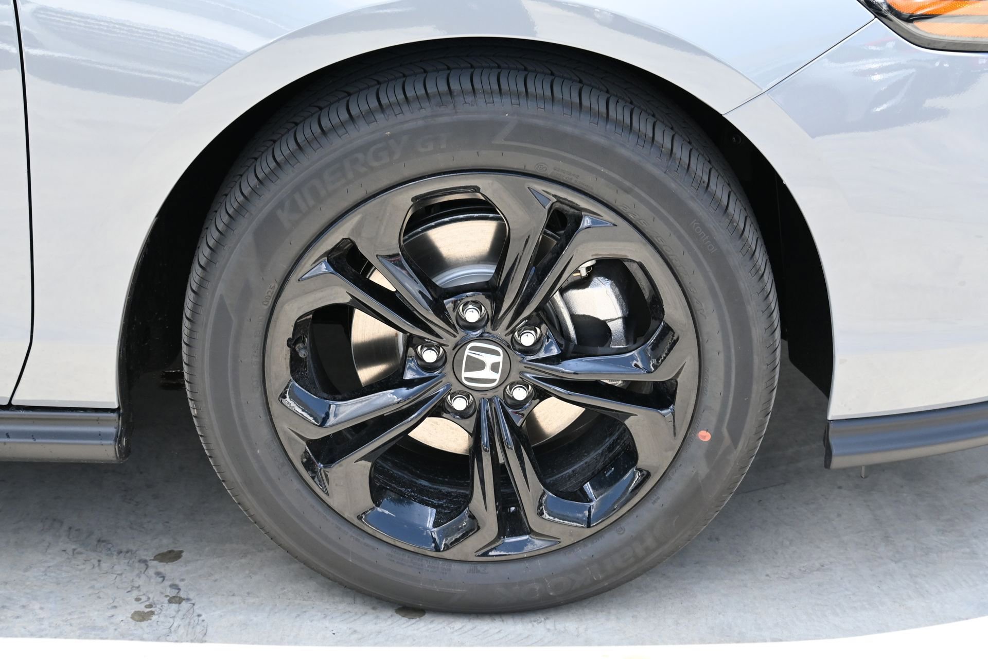 New 2025 Honda Accord SE image 36