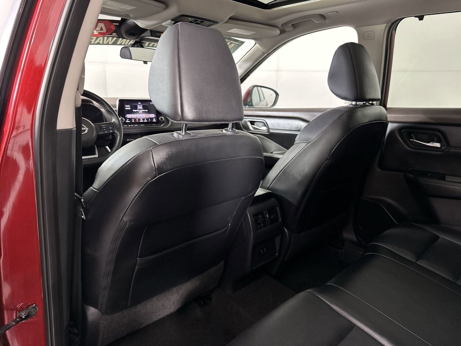 Certified 2022 Nissan Rogue SV w/ SV Premium Package FWD image 24
