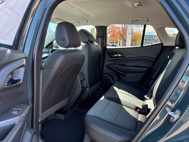 New 2026 Chevrolet Trax LT w/ LT Convenience Package FWD image 8