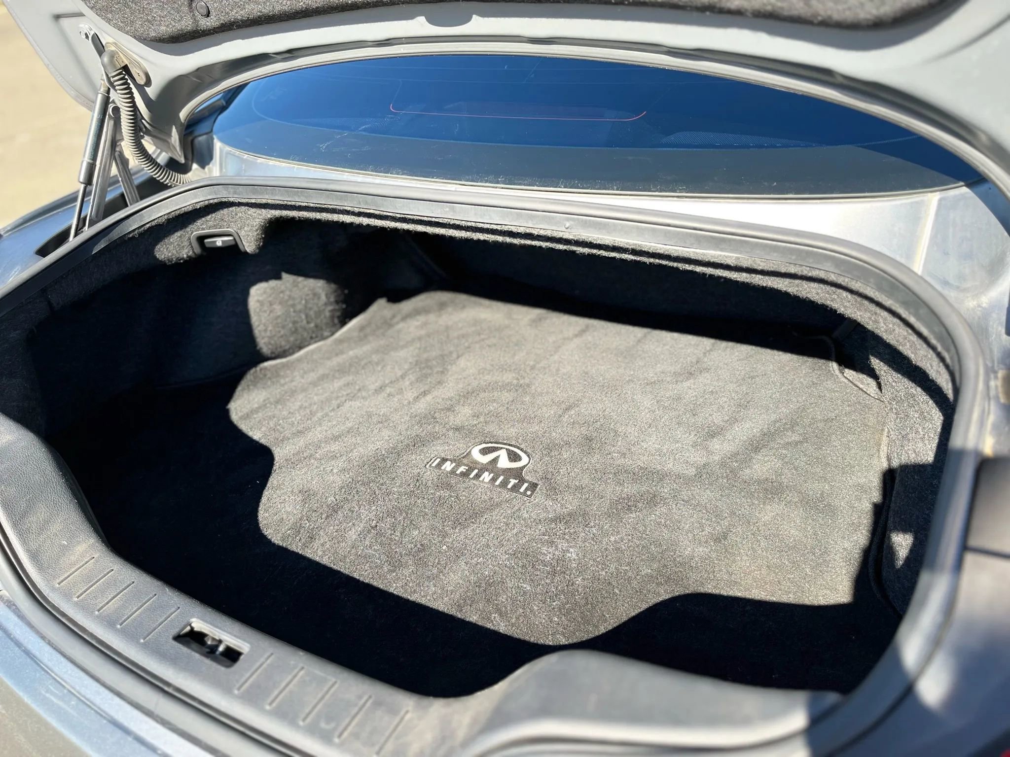 Used 2014 INFINITI Q60 Journey w/ Premium Package image 21