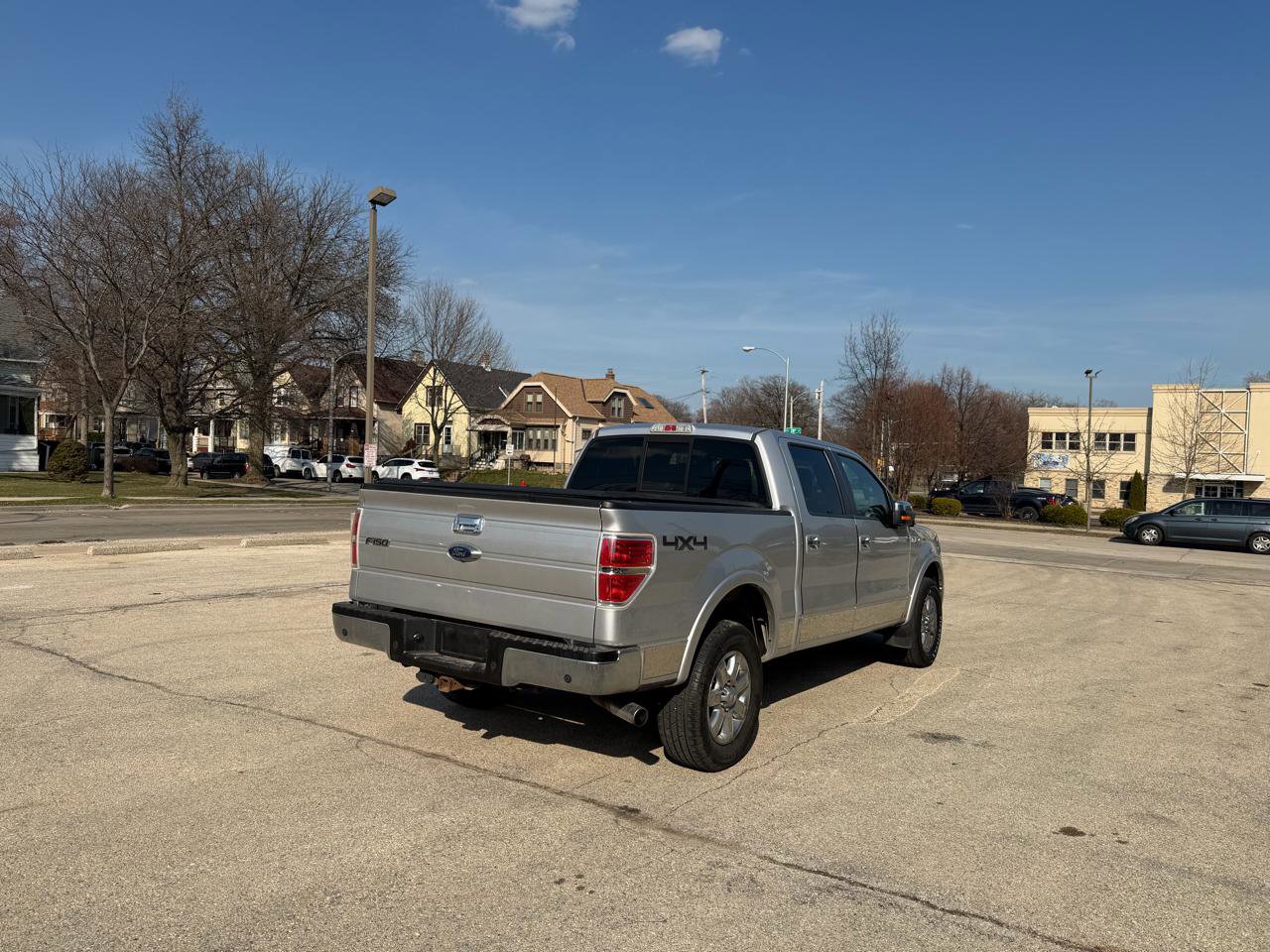Used 2014 Ford F150 Lariat w/ Equipment Group 502A Luxury AWD/4WD image 7