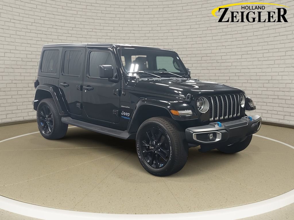 Used 2022 Jeep Wrangler Unlimited Sahara w/ Cold Weather Group image 3