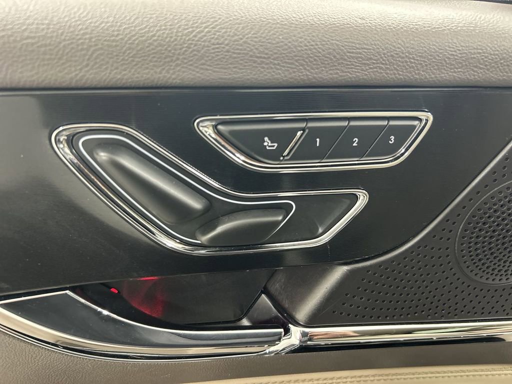 Used 2023 Lincoln Corsair AWD w/ Equipment Group 101A image 10