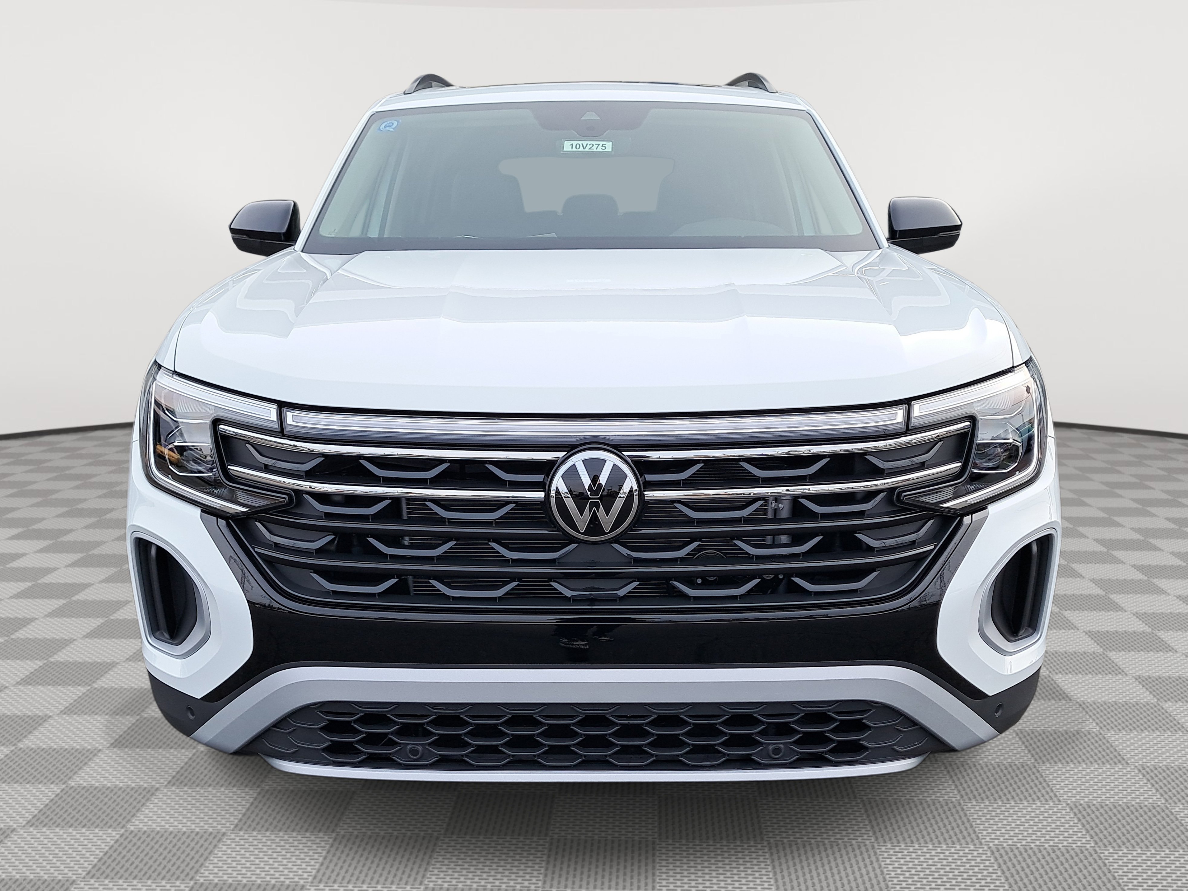 New 2025 Volkswagen Atlas Peak Edition SE image 3