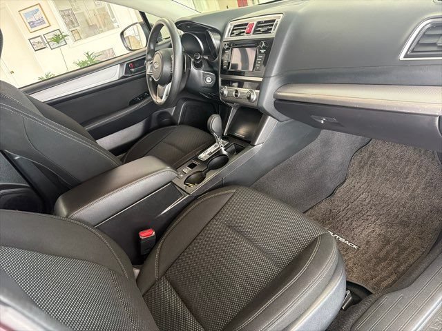 Used 2019 Subaru Outback 2.5i AWD/4WD image 9