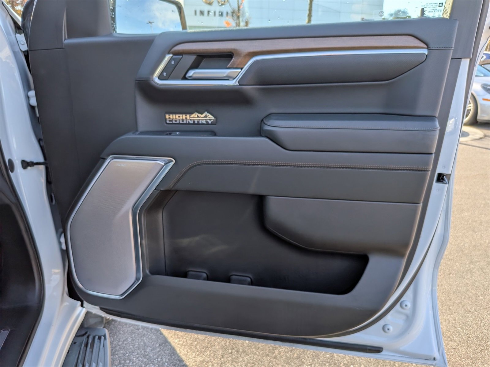 Used 2023 Chevrolet Silverado 1500 High Country image 33