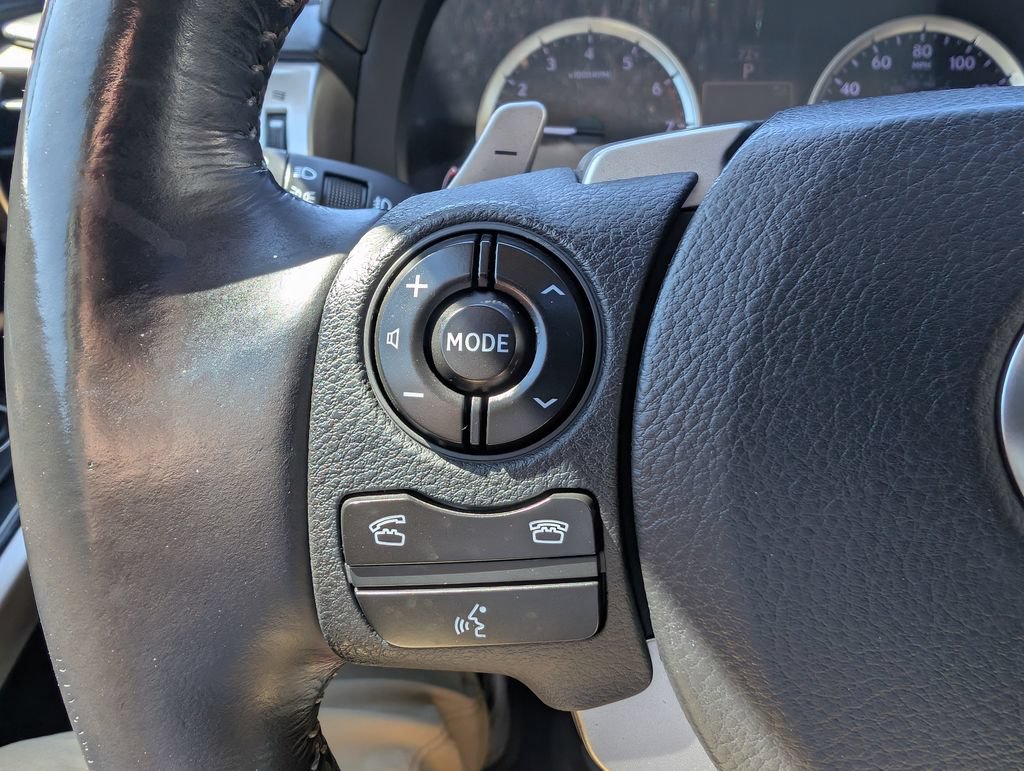 Used 2016 Lexus IS 200t RWD image 25