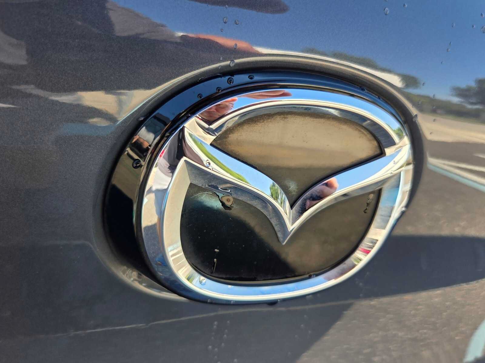 Certified 2023 MAZDA MAZDA3 s FWD image 16