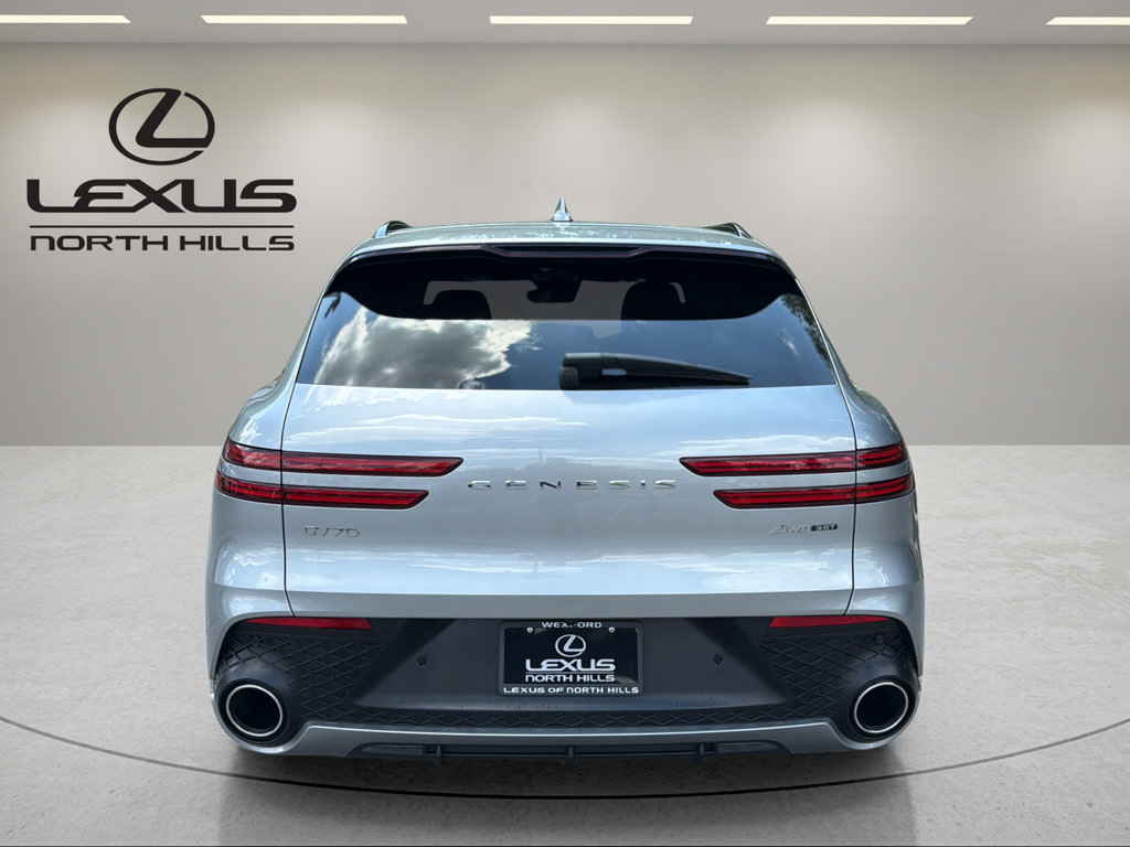 Used 2025 Genesis GV70 3.5T Sport AWD/4WD image 7
