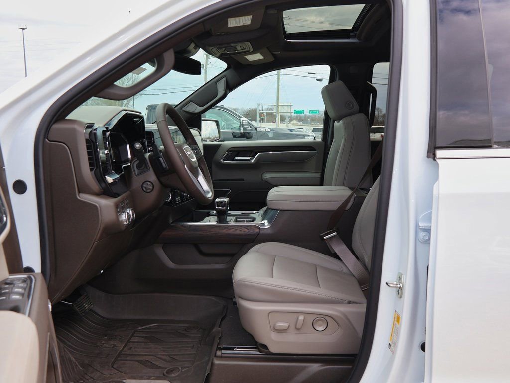 New 2026 GMC Sierra 1500 SLT w/ SLT Premium Plus Package image 6