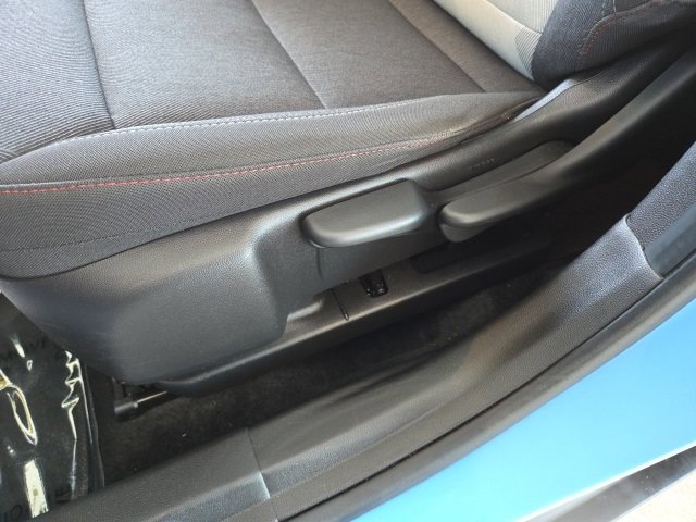 Used 2024 Chevrolet Trax RS w/ Sunroof Package image 87