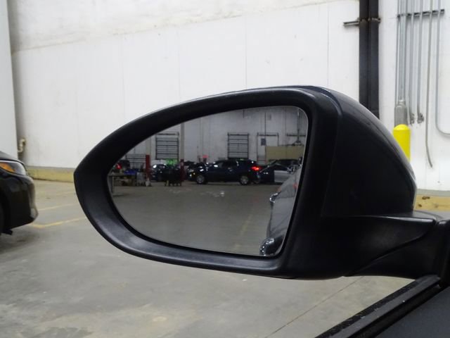 Used 2024 Volkswagen Jetta SE image 32