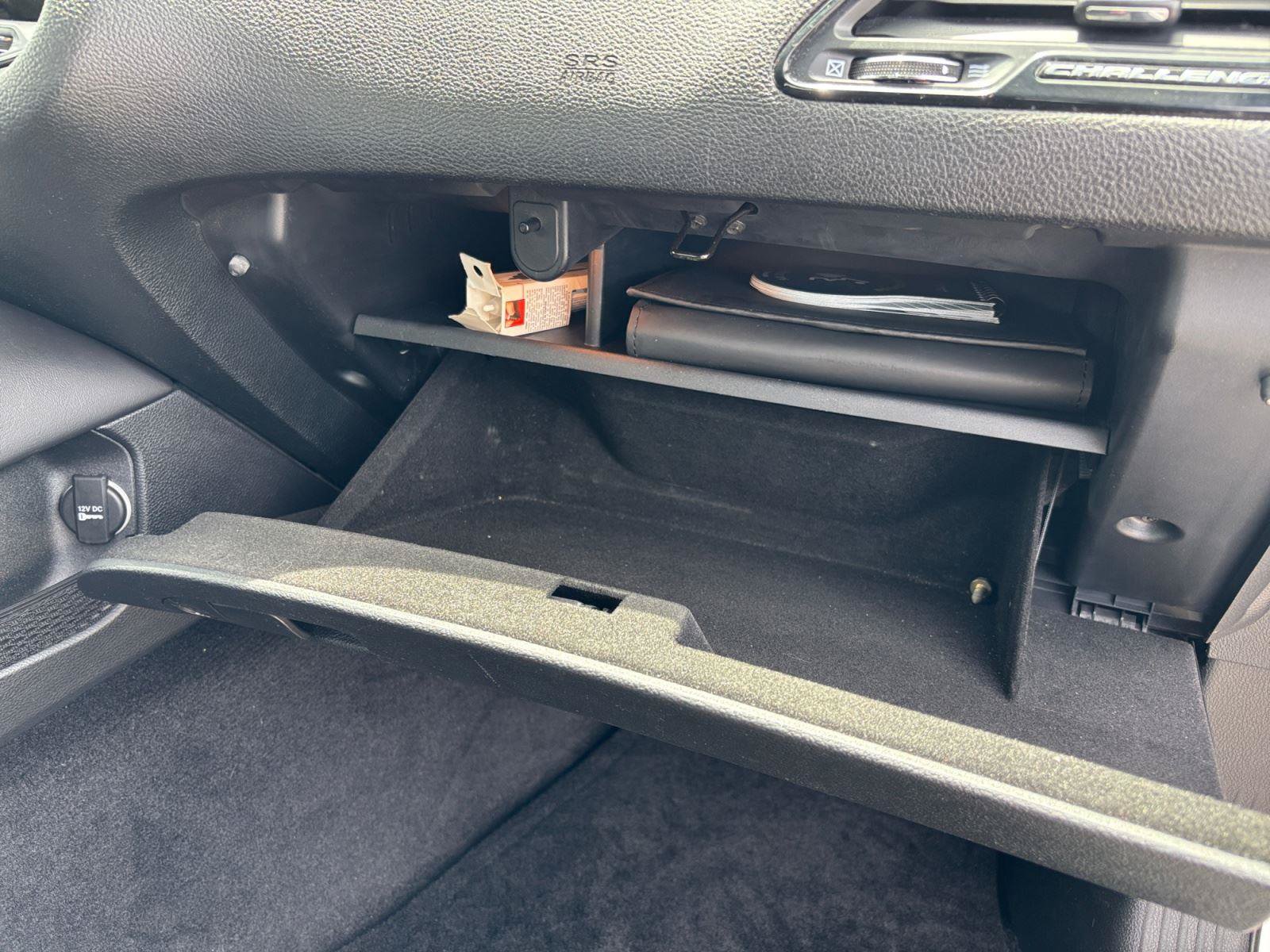 Used 2015 Dodge Challenger R/T Plus RWD image 43