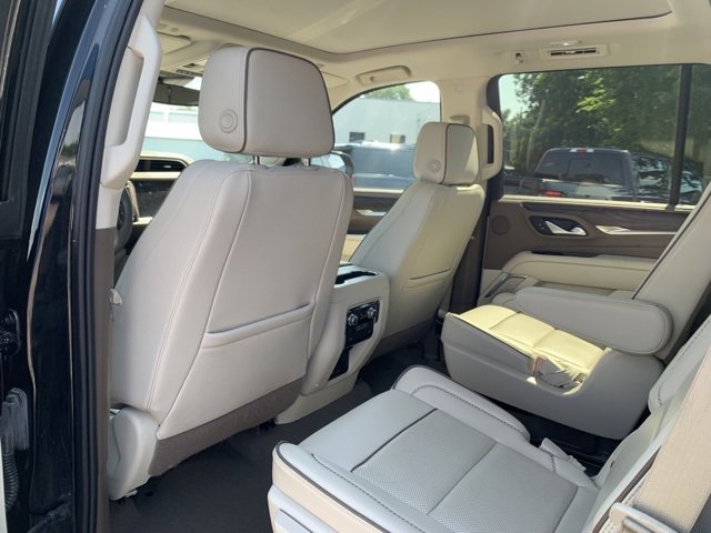 Used 2023 GMC Yukon Denali image 17