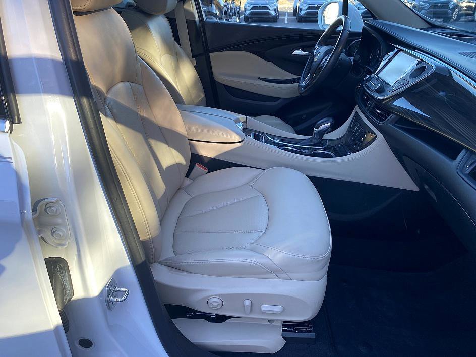 Used 2020 Buick Envision Premium w/ Driver Confidence Package image 16