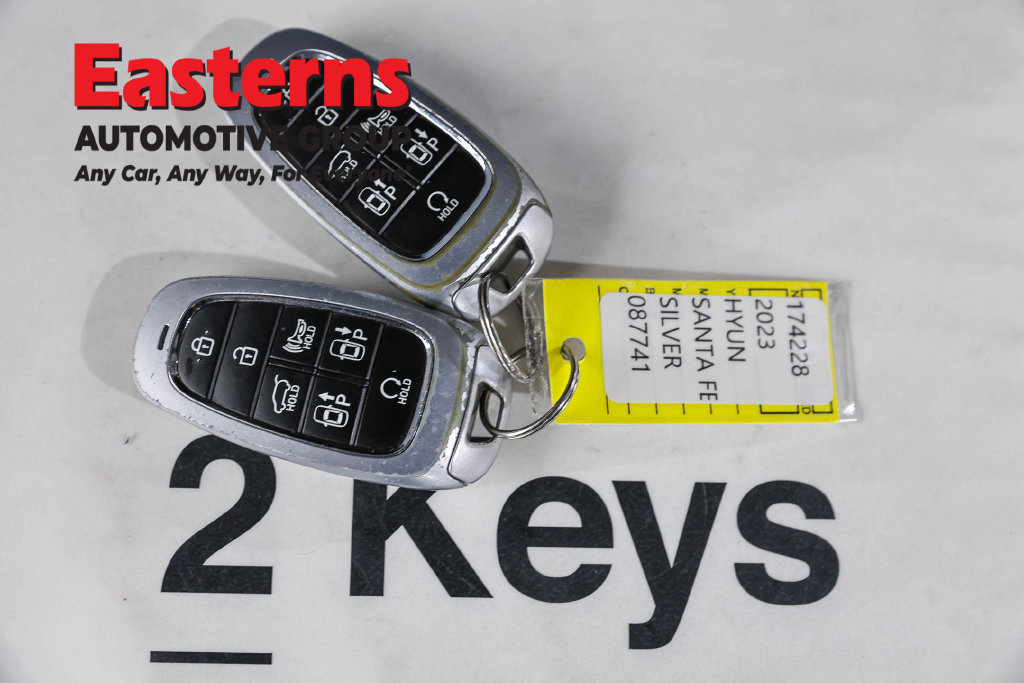 Used 2023 Hyundai Santa Fe Limited AWD/4WD image 29