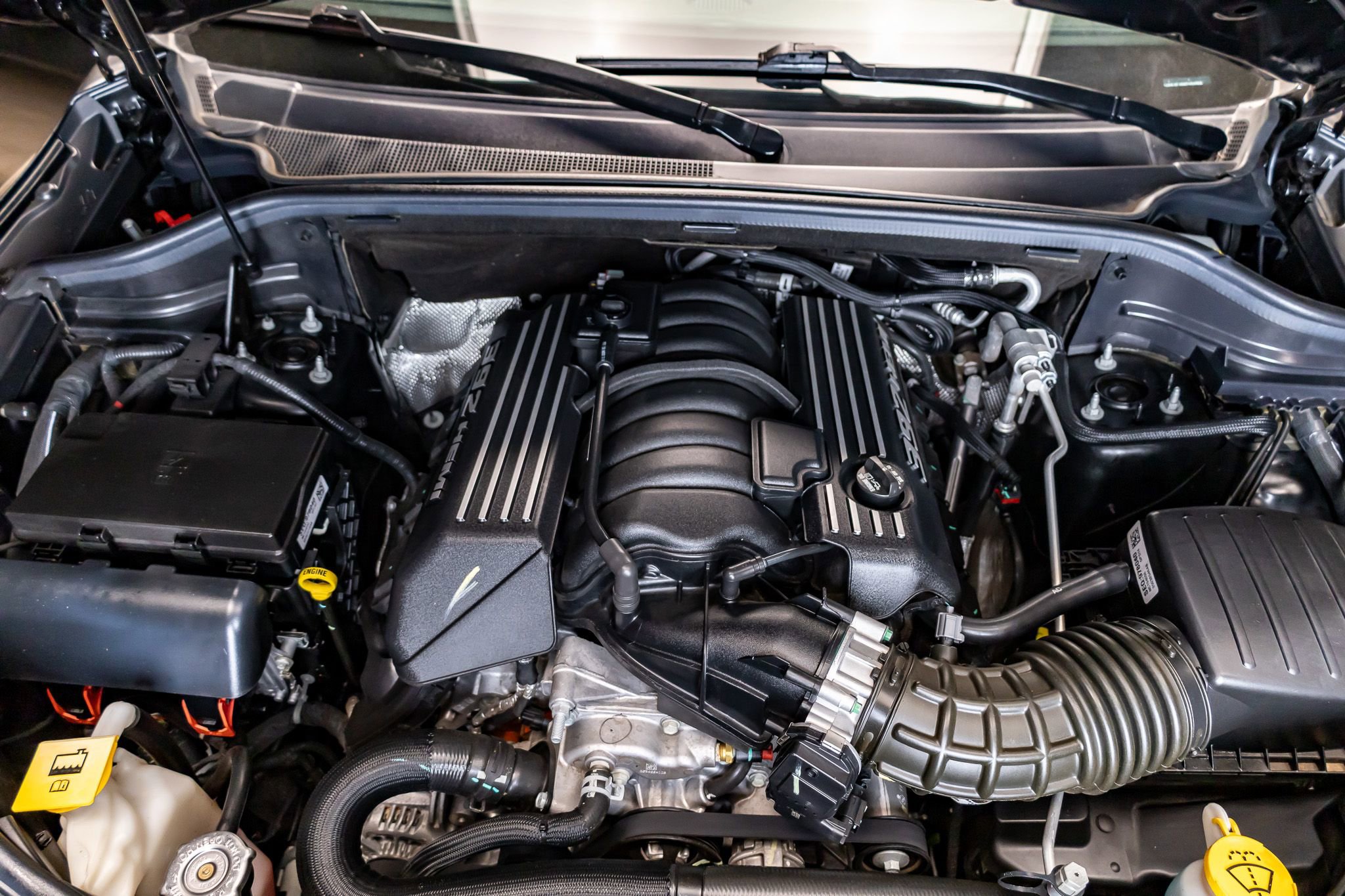 Used 2022 Dodge Durango SRT w/ Technology Group image 30