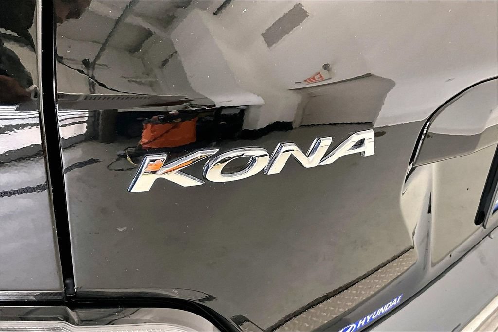 Certified 2022 Hyundai Kona Limited AWD/4WD image 31