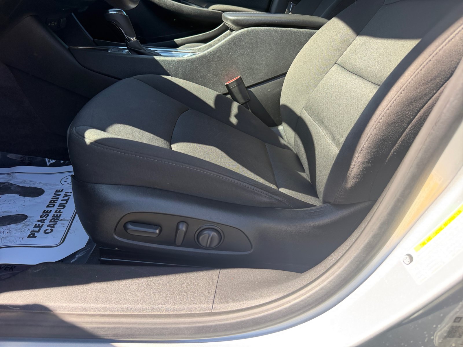 Used 2020 Chevrolet Malibu LT FWD image 14