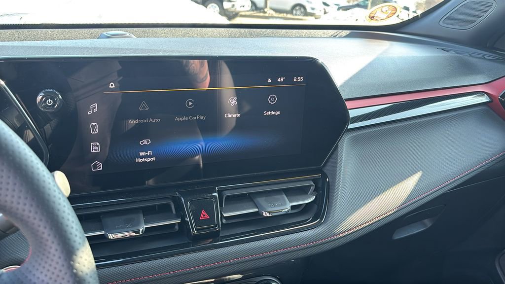 Used 2025 Chevrolet TrailBlazer RS w/ Convenience Package image 19