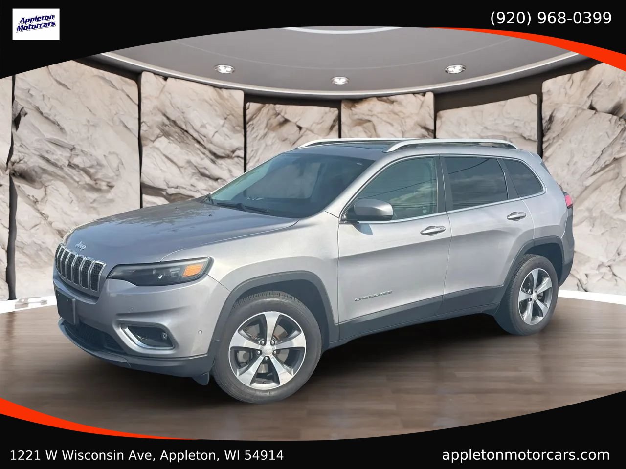 Used 2019 Jeep Cherokee Limited w/ Technology Group AWD/4WD image 2