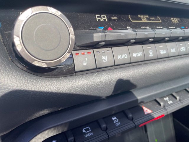 Used 2024 Toyota Sequoia TRD Pro AWD/4WD image 17