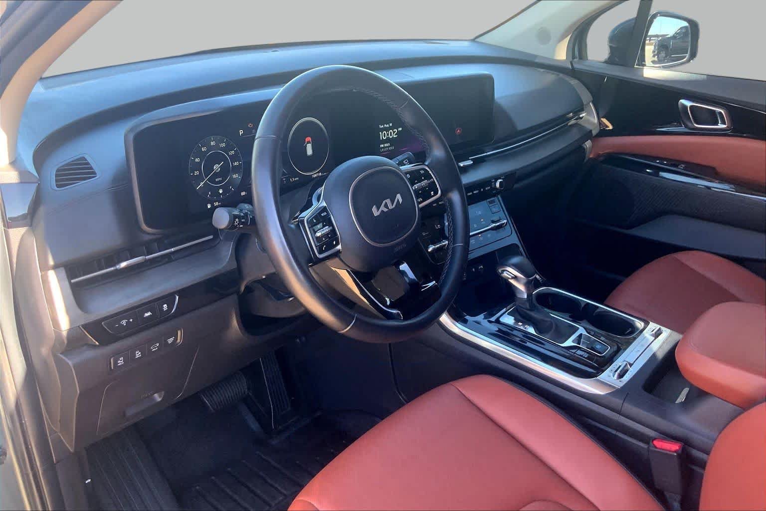 Used 2023 Kia Carnival SX FWD image 18