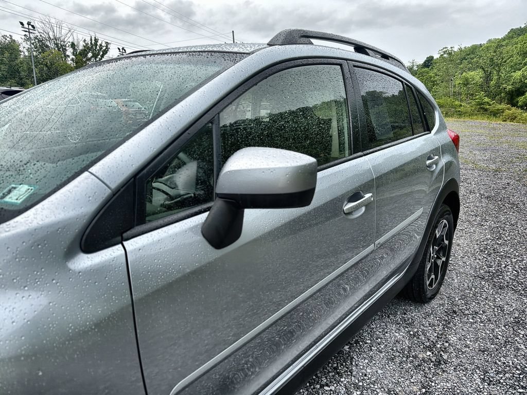 Used 2016 Subaru Crosstrek 2.0i Premium AWD/4WD image 11