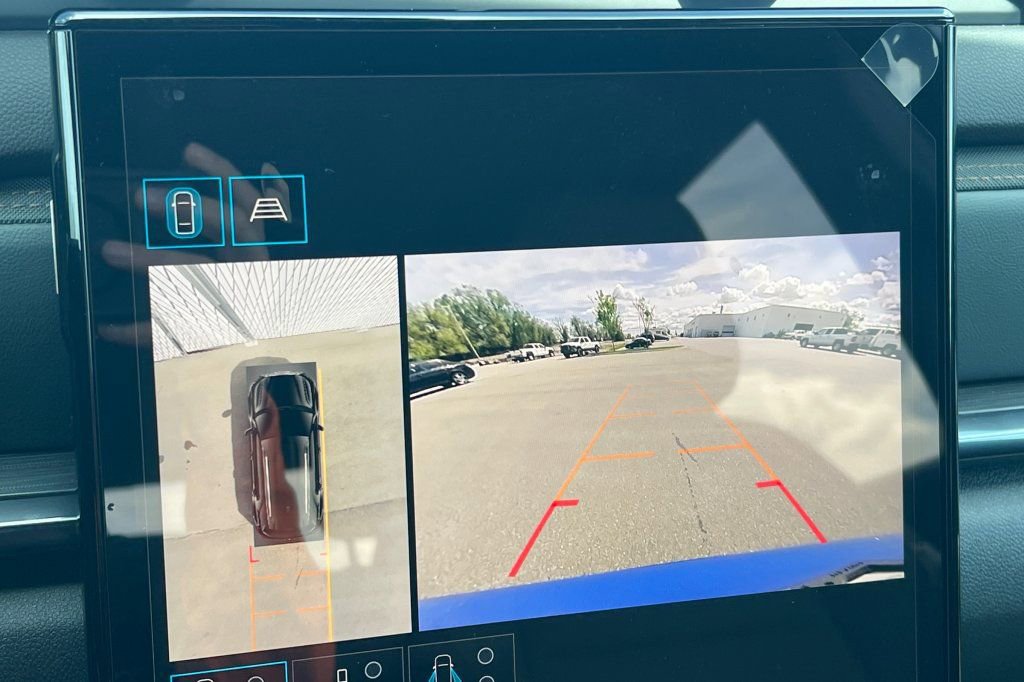 New 2026 GMC Terrain AT4 AWD/4WD image 16