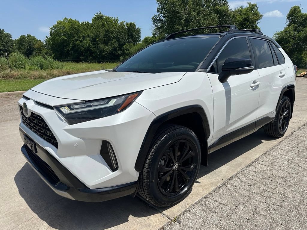 Used 2023 Toyota RAV4 XSE AWD/4WD image 1