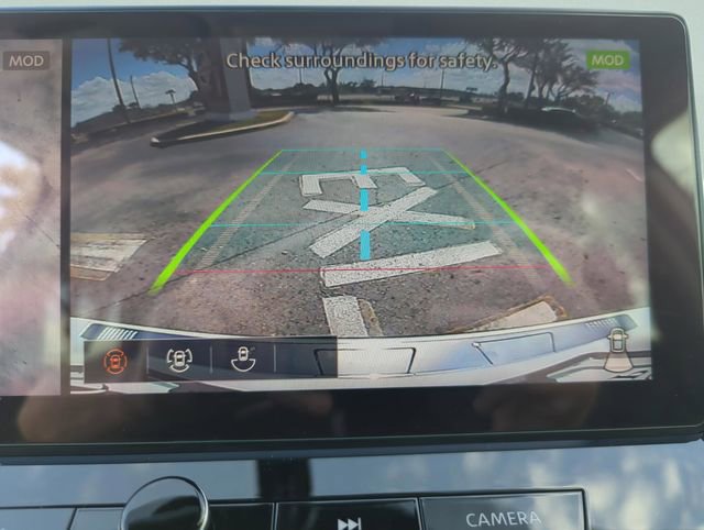 Certified 2024 Nissan Rogue SL image 34