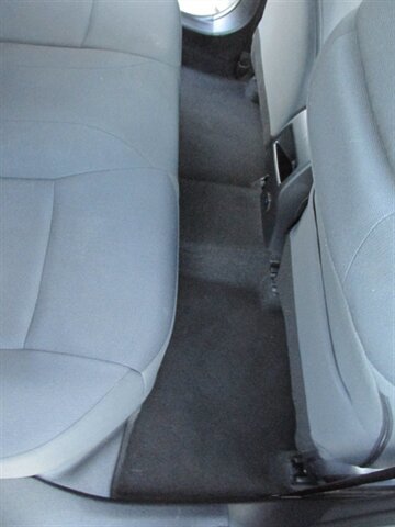 Used 2021 Toyota Corolla LE FWD image 16