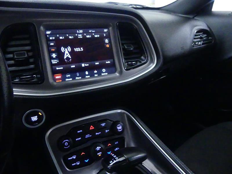 Used 2022 Dodge Challenger GT image 13