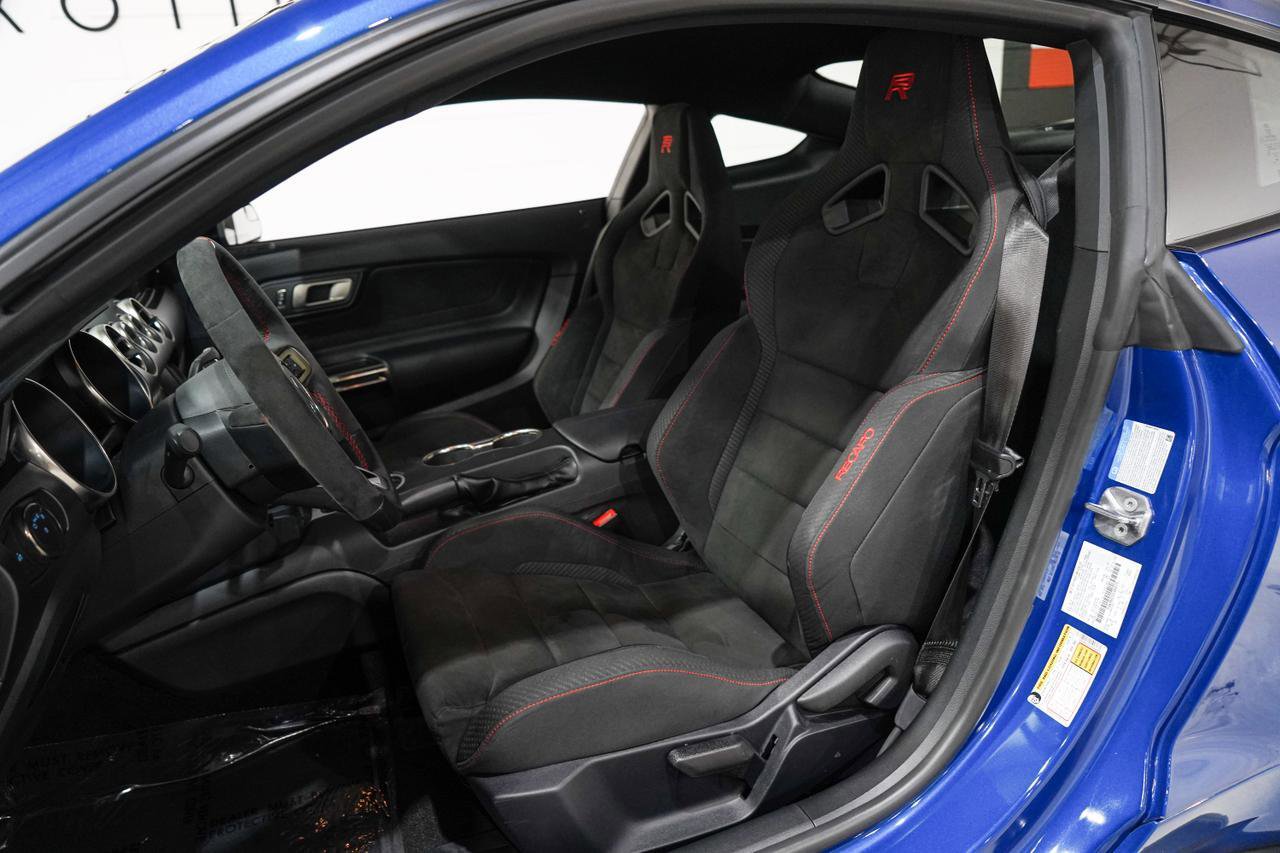 Used 2018 Ford Mustang Shelby GT350R w/ GT350R Equipment Group 920A RWD image 9