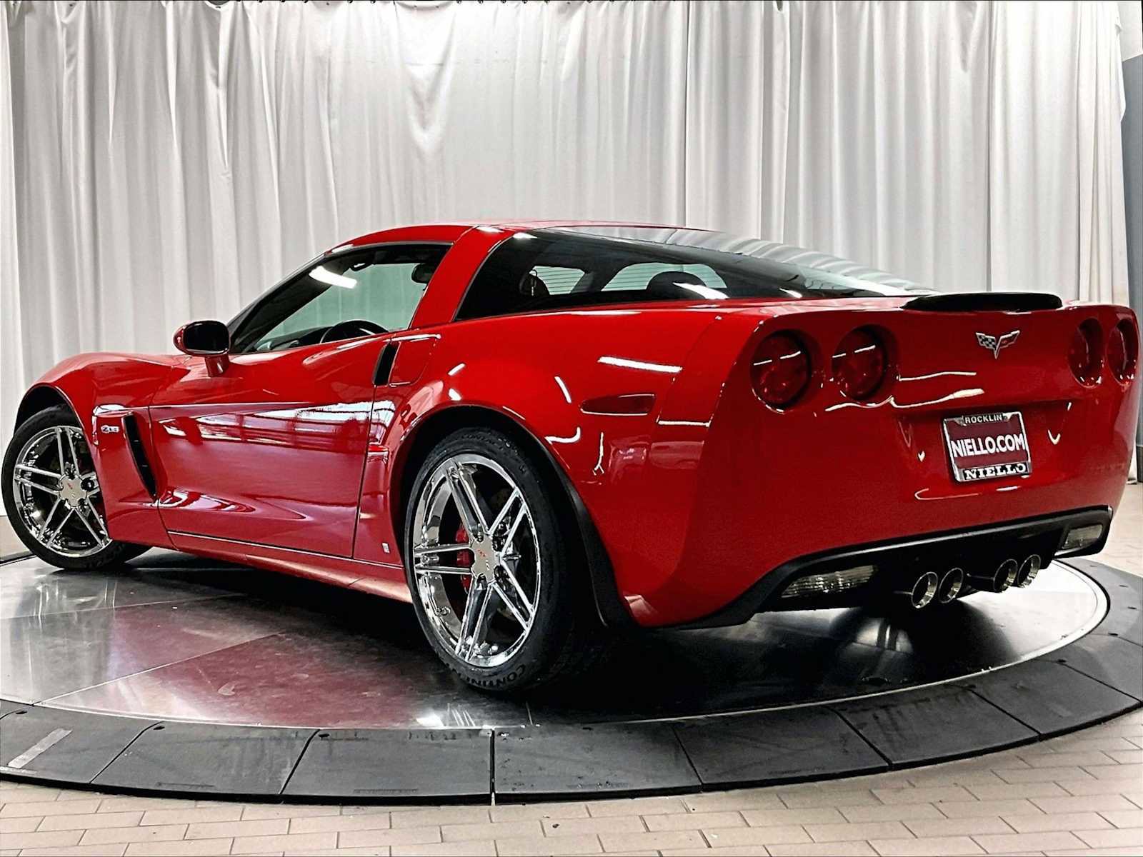 Used 2007 Chevrolet Corvette Z06 w/ Preferred Equipment Group image 3