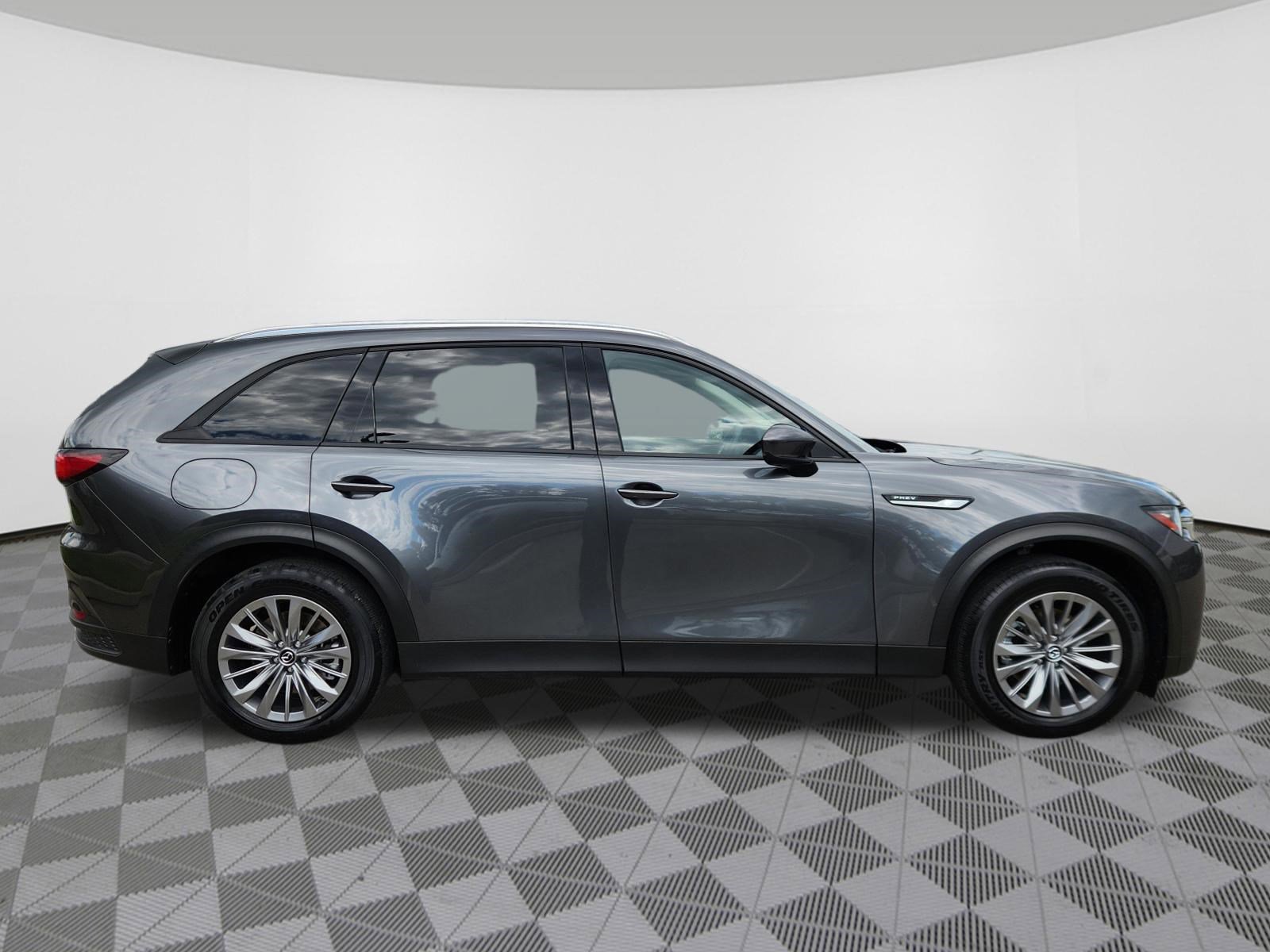 Certified 2024 MAZDA CX-90 Plug-In Hybrid w/ Preferred AWD/4WD image 6