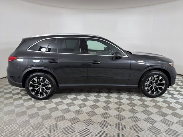 New 2026 Mercedes-Benz GLC 350e 4MATIC image 9